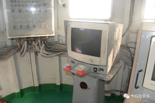 多圖慎入 深入?yún)⒂^133重慶艦，退役戰(zhàn)艦威風(fēng)不減，艙內(nèi)設(shè)備一覽無(wú)余與雷電防護(hù)裝置檢測(cè)探秘